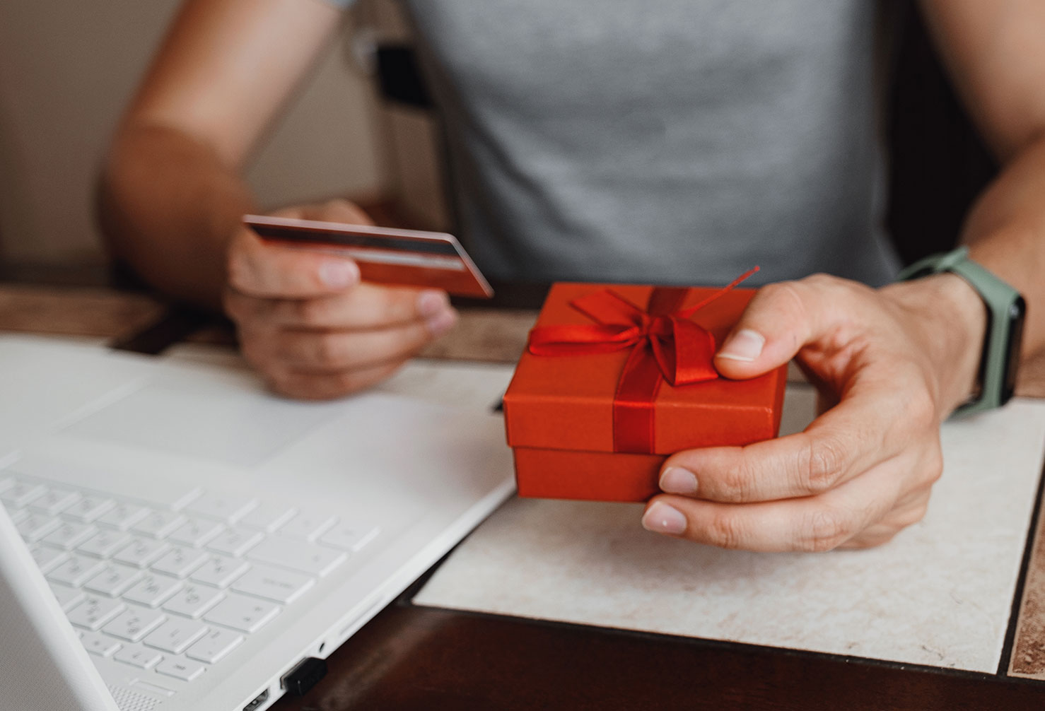 Ecommerce Fraud and Holiday Shopping